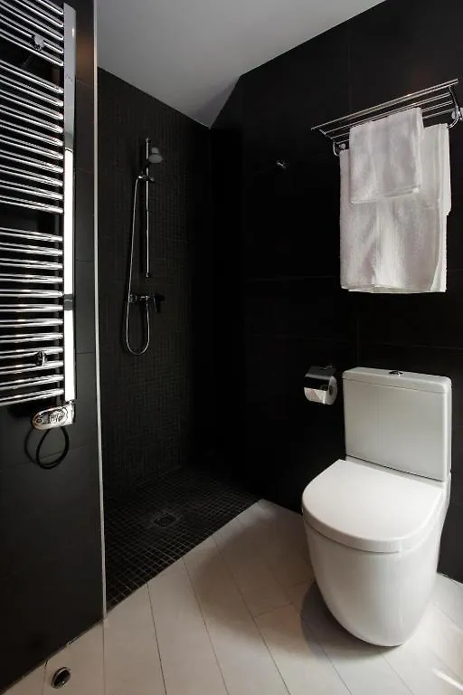 Fisa Rentals Les Corts Apartments Barcelona