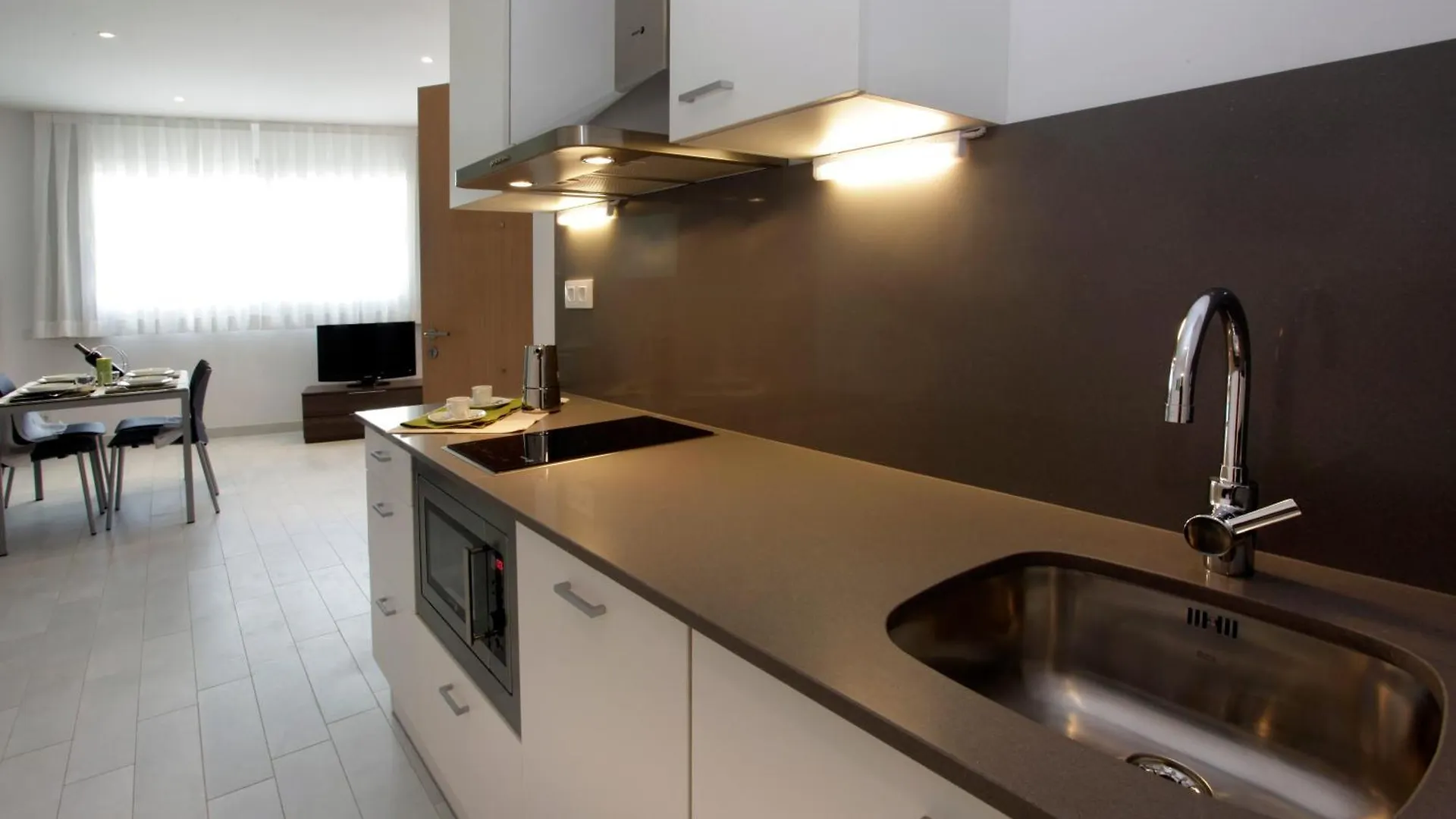 Fisa Rentals Les Corts Apartments Barcelona
