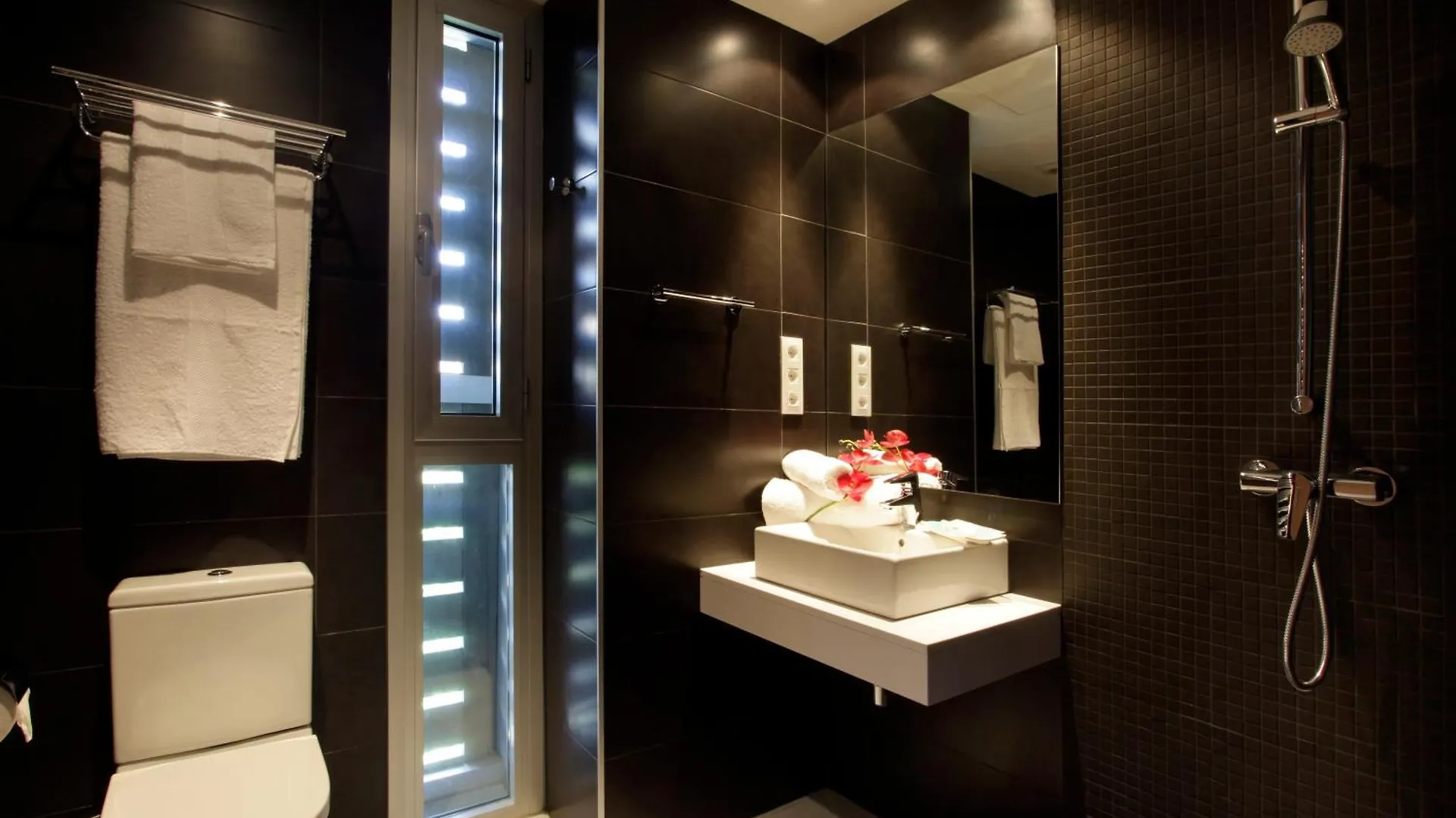 Fisa Rentals Les Corts Apartments Barcelona