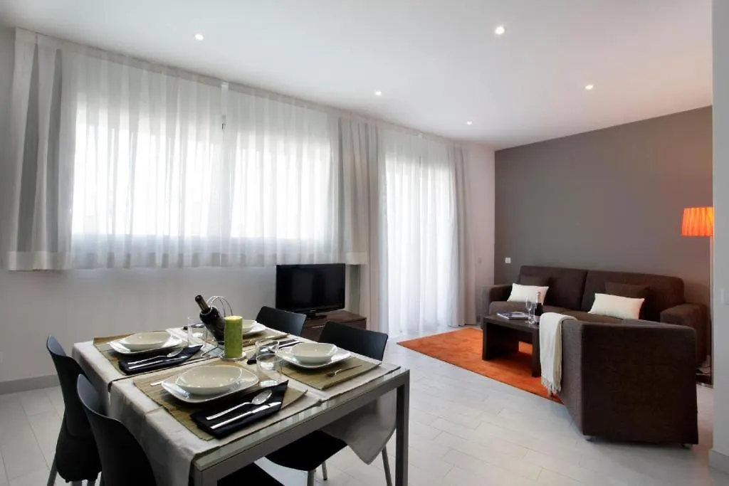 Fisa Rentals Les Corts Apartments Barcelona 0*,  Hiszpania
