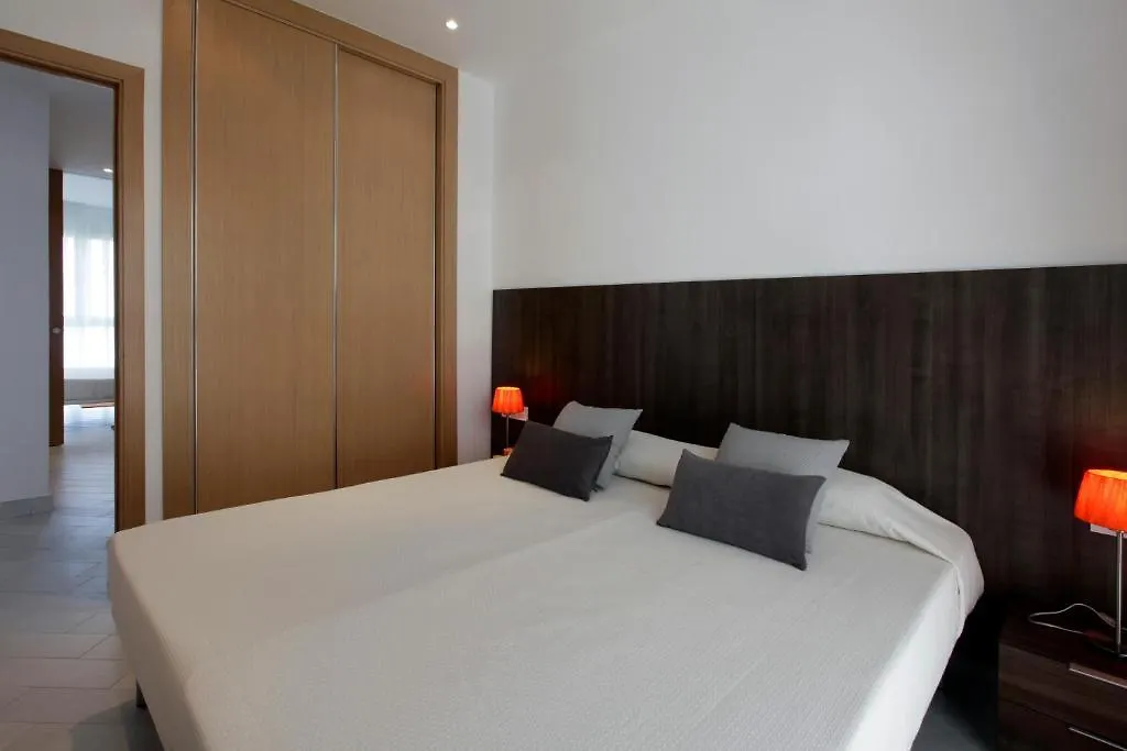 Fisa Rentals Les Corts Apartments Barcelona