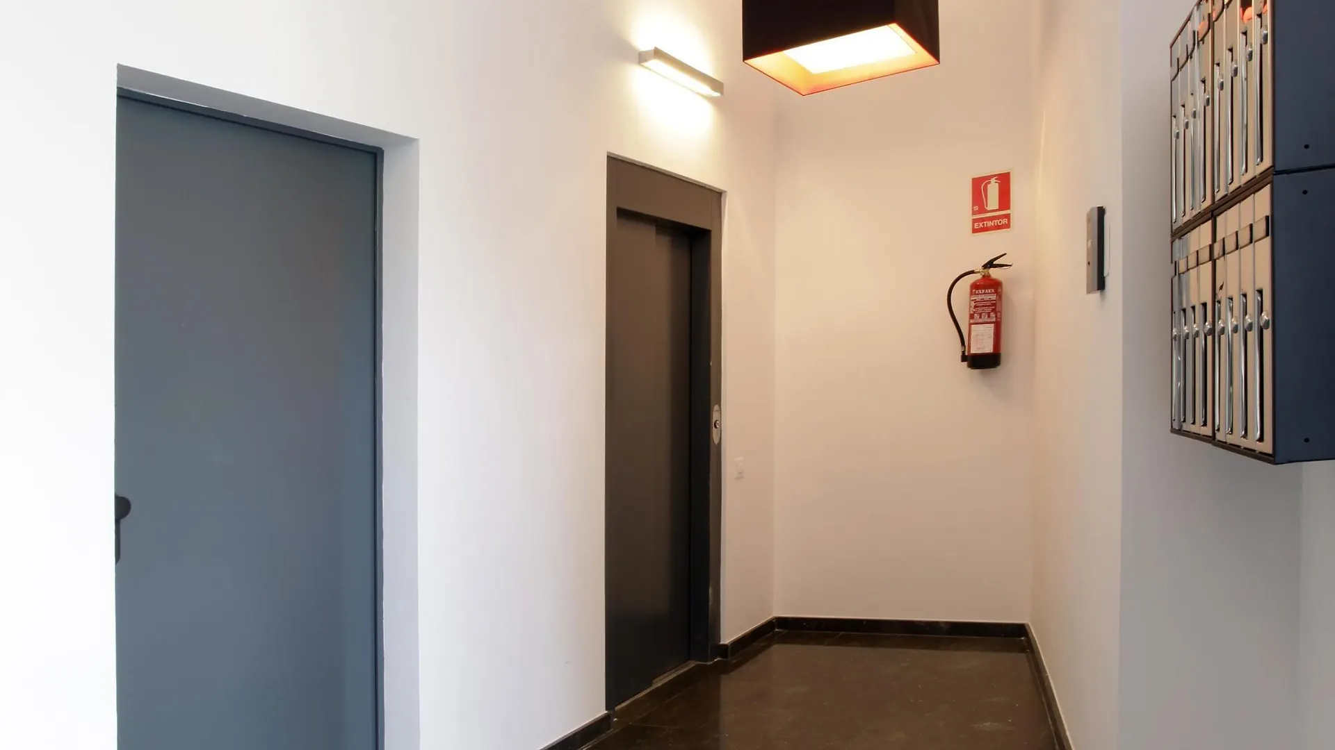 Fisa Rentals Les Corts Apartments Barcelona